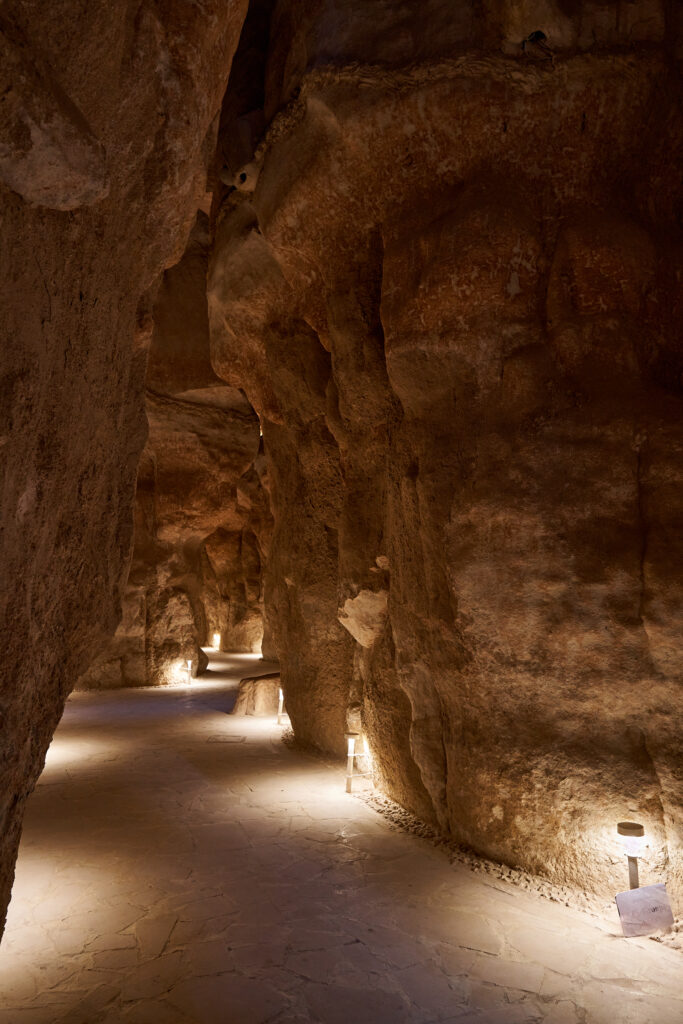 Al Ahsa – Mount Qarah and Cave of Ibrahim
